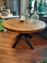 Ronde Mangohouten eettafel metalen kruispoot 130 cm